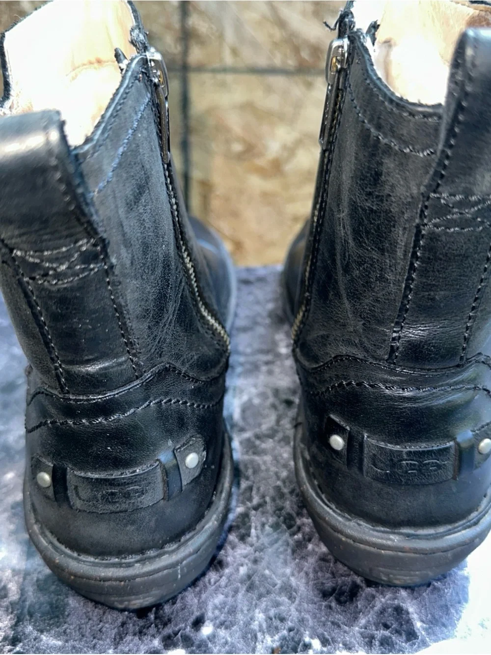UGG Men's Black Leather Side-Zip Chukka Boots